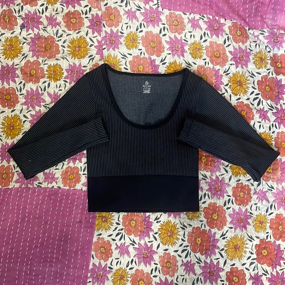 Aerie Off-Line long sleeve yoga crop top size XS